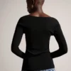CILESTE Fitted V-Neck Long Sleeve Knit Top
