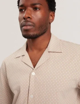 MERRIK Relaxed Geo Stitch Short Sleeve Shirt