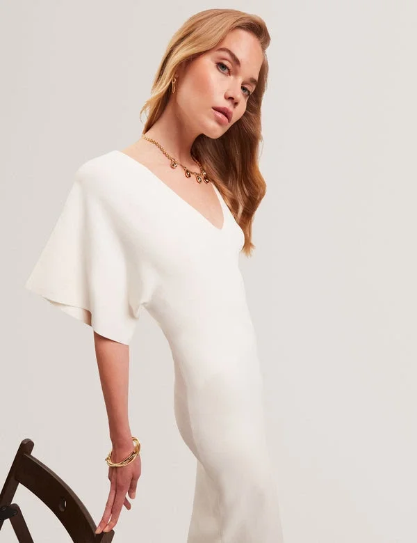 REBEXXA Wide Sleeve Knitted Bodycon Midi Dress REBEXXA Wide Sleeve Knitted Bodycon Midi Dress