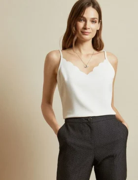 SIINA Scalloped Edge Camisole